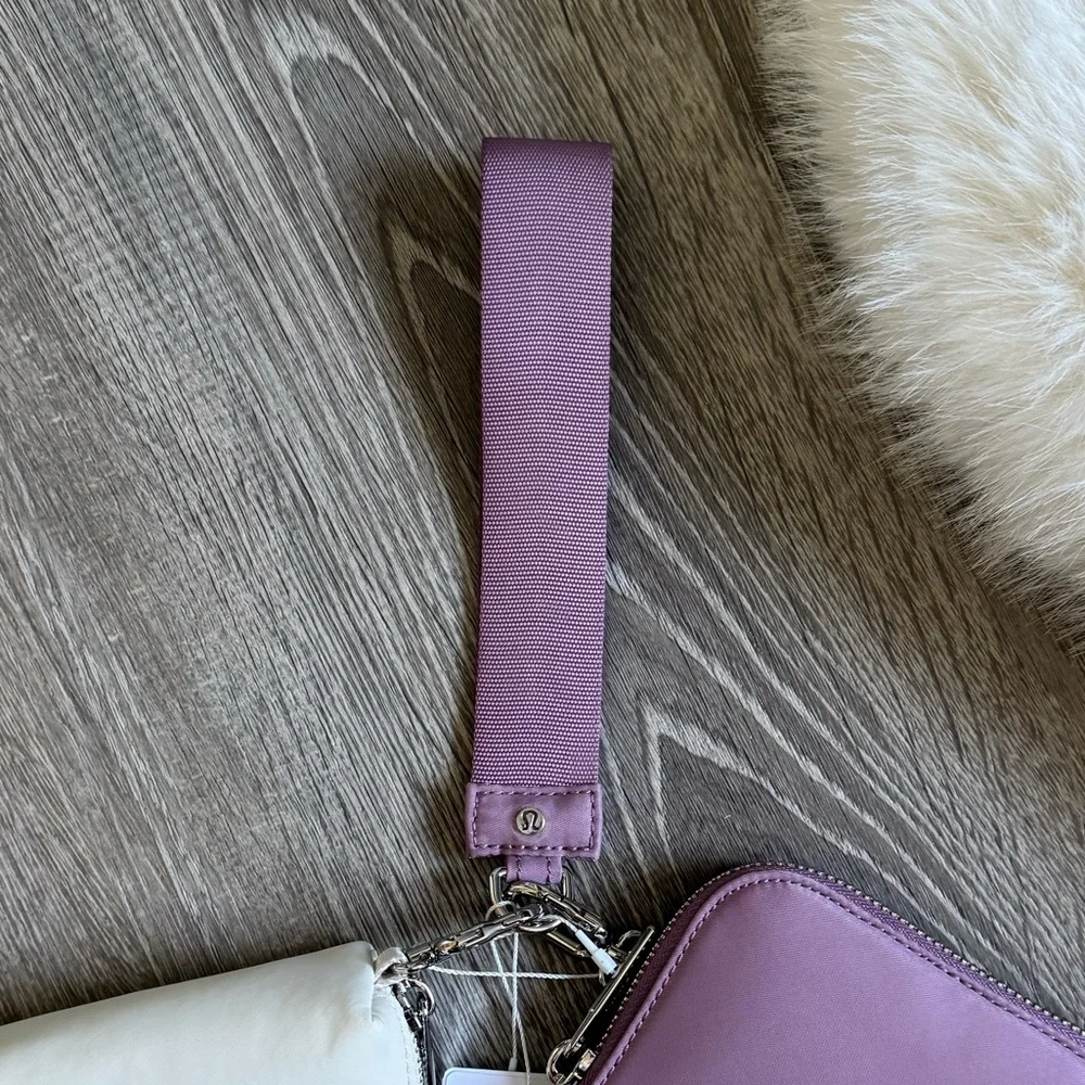🍋💞LULULEMON  Dual Pouch Wristlet Wallet- Lavender Lux/Light Ivory/Goodnight Plum